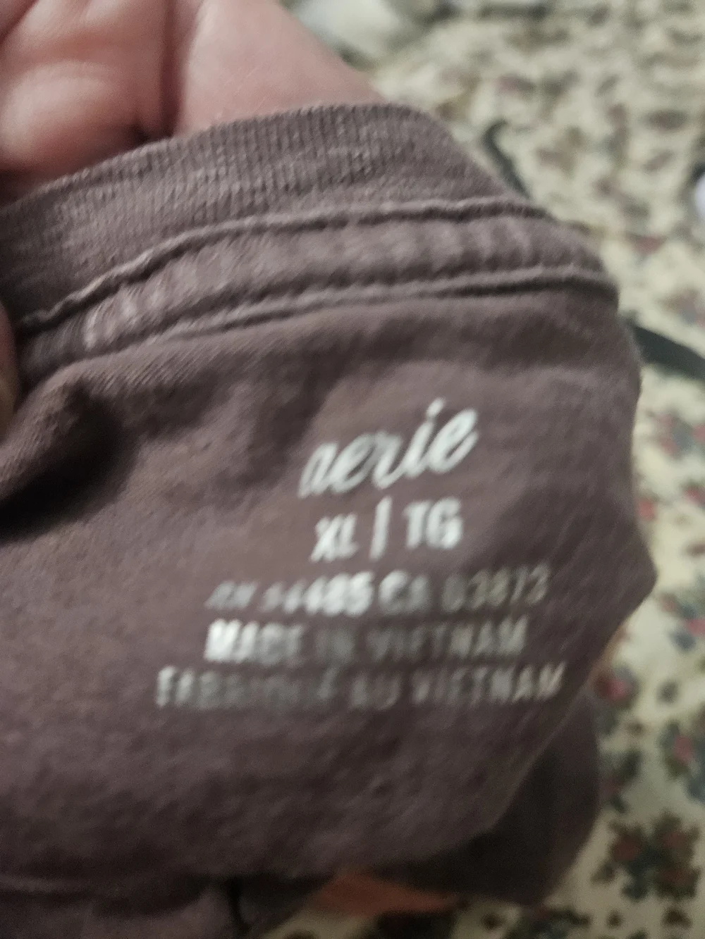 aerie **smoking not